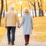 Те, кто не бросает: как пожилые ухаживают друг за другом и почему это вдохновляет